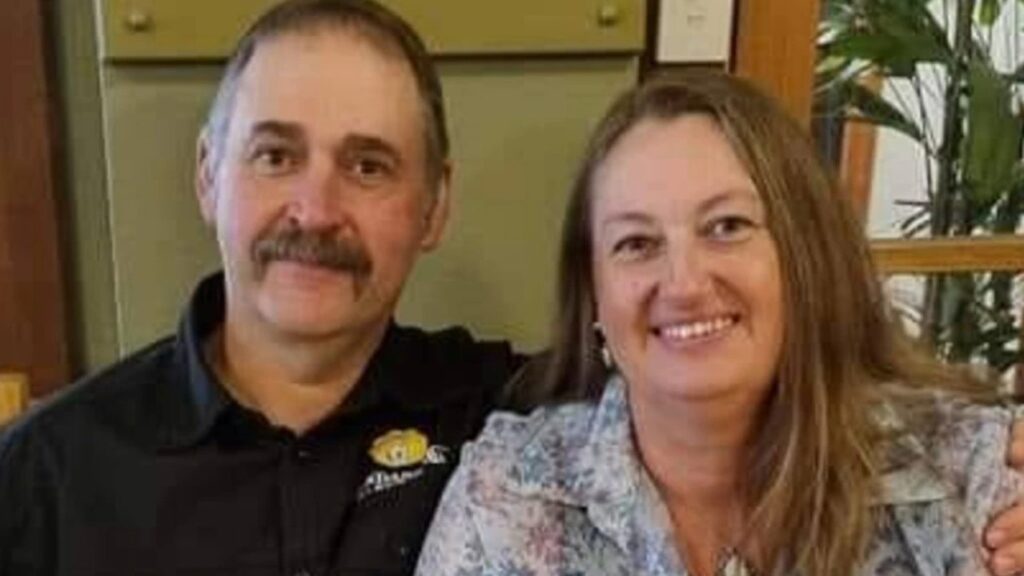 Beloved New South Wales couple dies in horrific Easter crash 